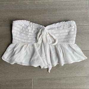 AMERICAN EAGLE CROPPED WHITE SHIRT WITH TIE FRONT